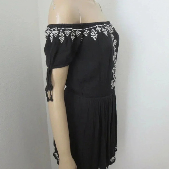 NWT Hollister Off-Shoulder Peasant Dress XS - Picture 4 of 5